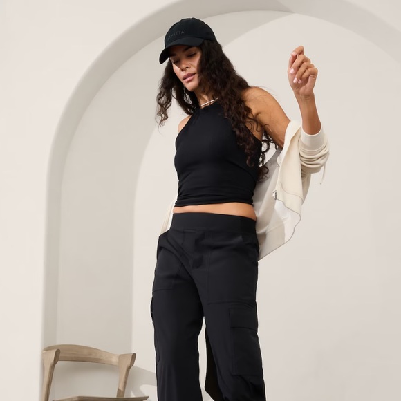 RENEW SEAMLESS RACERBACK TANK - Picture 2 of 8